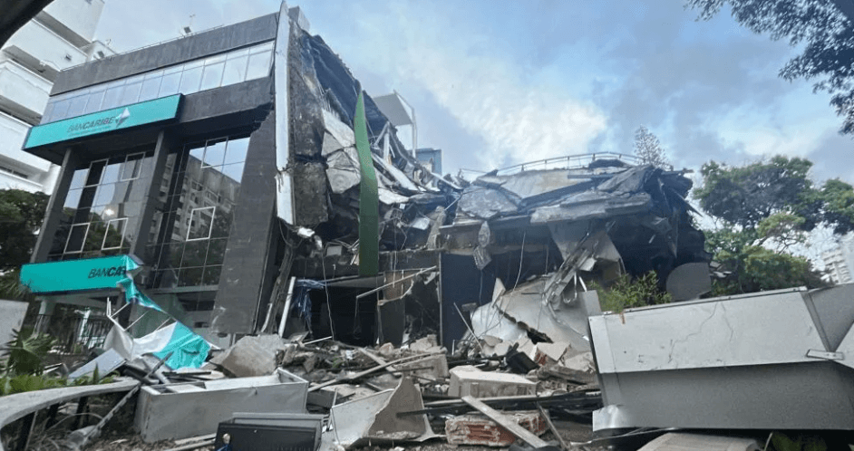 Dos potentes terremotos sacudieron Venezuela con edificios colapsados