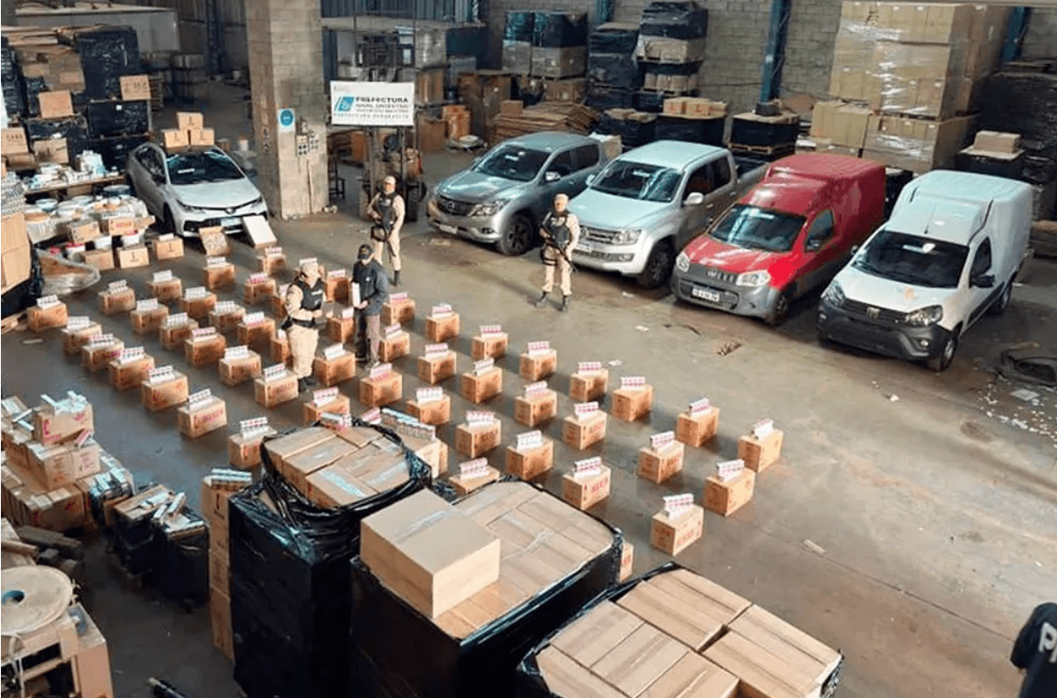 Desmantelan red clandestina que producía 700 millones de cigarrillos truchos por año