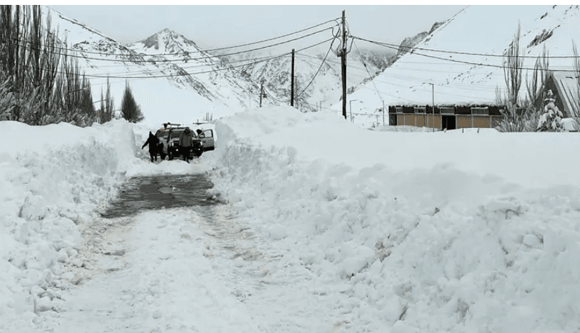 Nevadas históricas en cordillera buscan aliviar la sequía de Mendoza