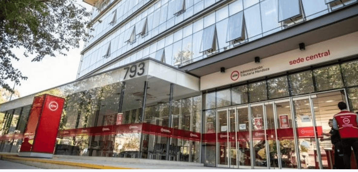 Mendoza oficializa recargos mensuales para impuestos inmobiliarios y automotores