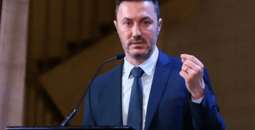 Petri exige inhibidores de señal tras transmisión en vivo desde San Felipe