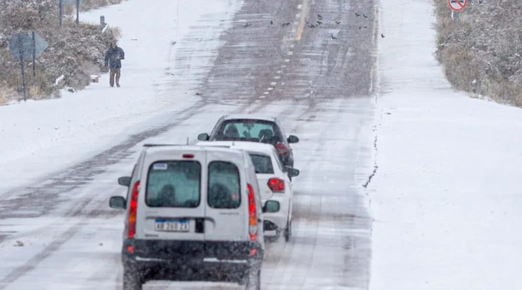 Cristo Redentor completa tres semanas cerrado por nieve en la cordillera